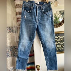 Aritzia Denim Forum Yoko High Rise Slim 28